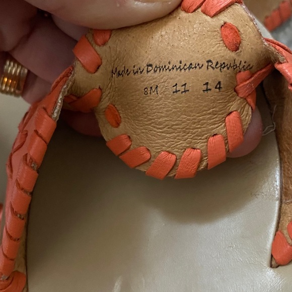 Worn twice, Jack Rogers sandals. Salmon, size 8 - Picture 4 of 6